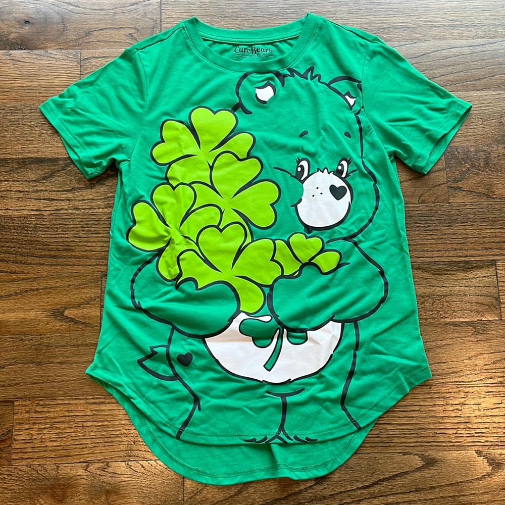 Care  Bears St Patrick’s Day tee EUC